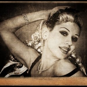 Pin Up Girl