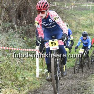 Hélécine cyclo-cross  3-12-2023 - U12 - U15 -U17 - U19 -Dames - Elite3 - Masters -  357  photos