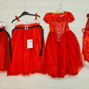 KERST KLEDING IN DE STUDIO