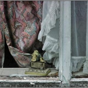 31 BEHIND THE WINDOW