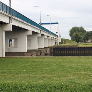 Tussen Nijkerker- en Stichtse brug